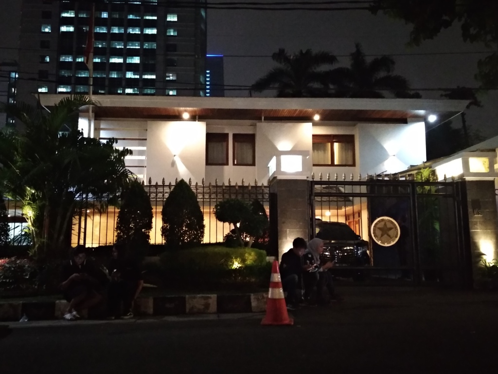 Rumah Dinas Mensos Sepi usai OTT KPK