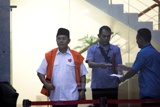 Suap Bupati Mustafa