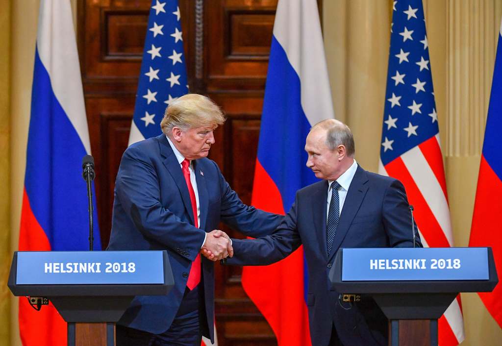 Trump Tolak Hasil Intelijen AS soal Campur Tangan Rusia