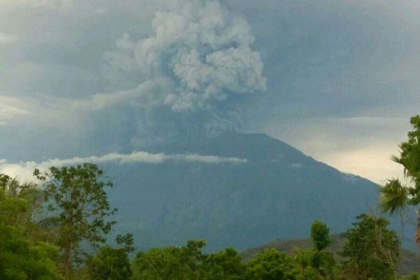 erupsi gunung agung