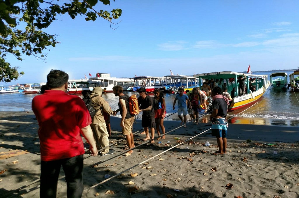 Kemenlu Terus Bantu Evakuasi WNA di Pulau-Pulau Gili