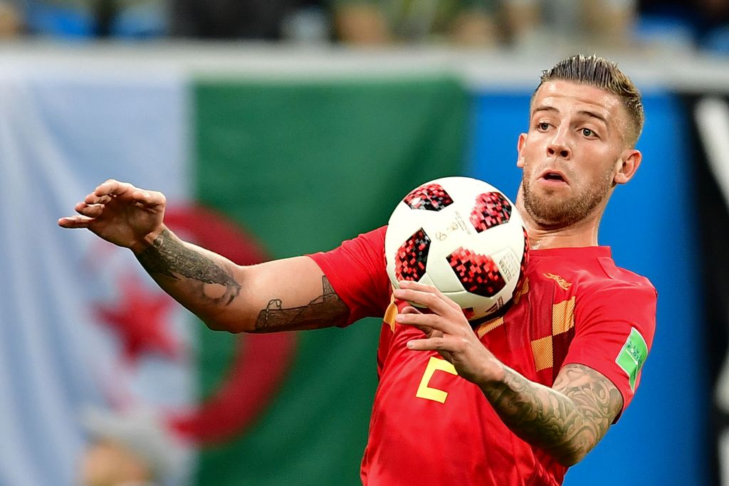 MU Selangkah Lagi Dapatkan Bek Tottenham