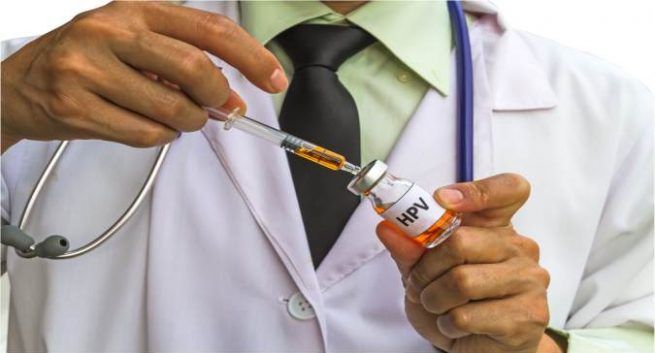 Tak Hanya Wanita, Pria juga Perlu Vaksin HPV