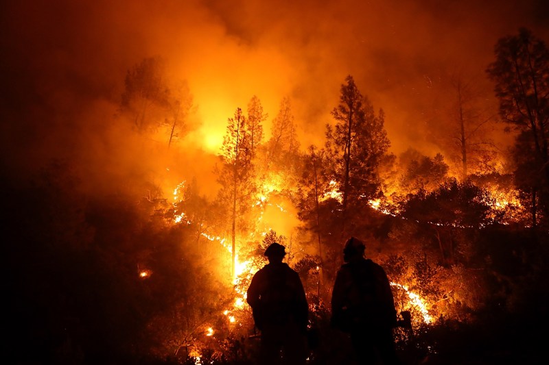 Awak Pemadam Kendalikan Kebakaran California