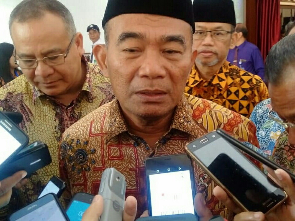 Mendikbud: Meski Darurat, Kegiatan Belajar Tak Boleh Libur