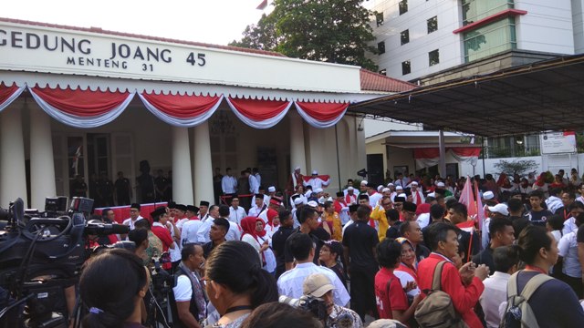 Massa Pendukung Siap Kawal Jokowi-Ma'ruf ke KPU