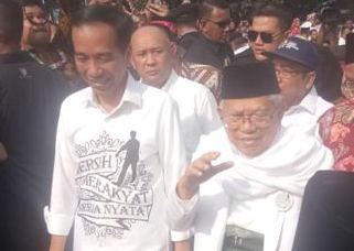 Jokowi Kenakan Baju Berpesan Khusus