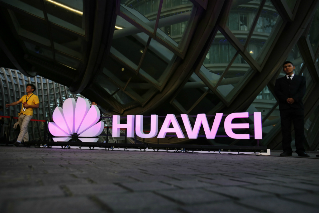 Huawei Kirim Teknisi ke Lombok untuk Perbaikan 500 BTS