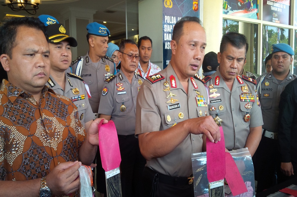 Seorang Pria Ditangkap Gara-gara Sebarkan Video Mesum