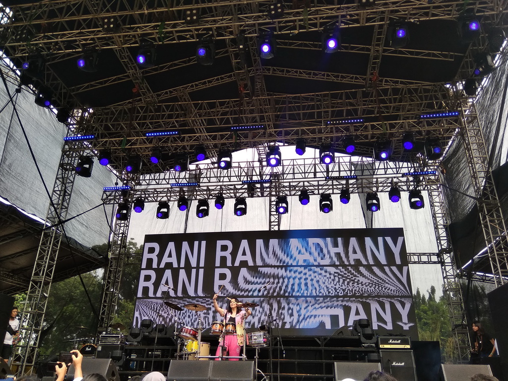 Rani Ramadhany Buka On Off Festival Perdana