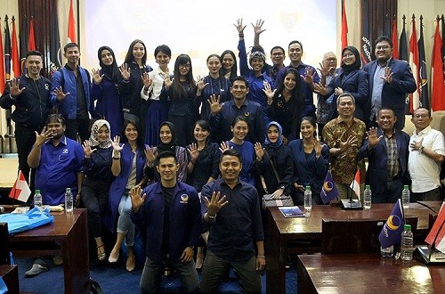 Sembilan Caleg NasDem Berprofesi Artis di Dapil Jatim