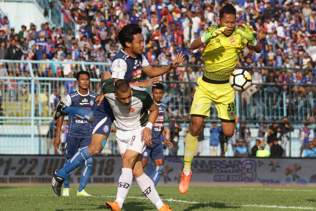Arema Ditahan Imbang, Hamka Salahkan Mentalitas Rekan Setim