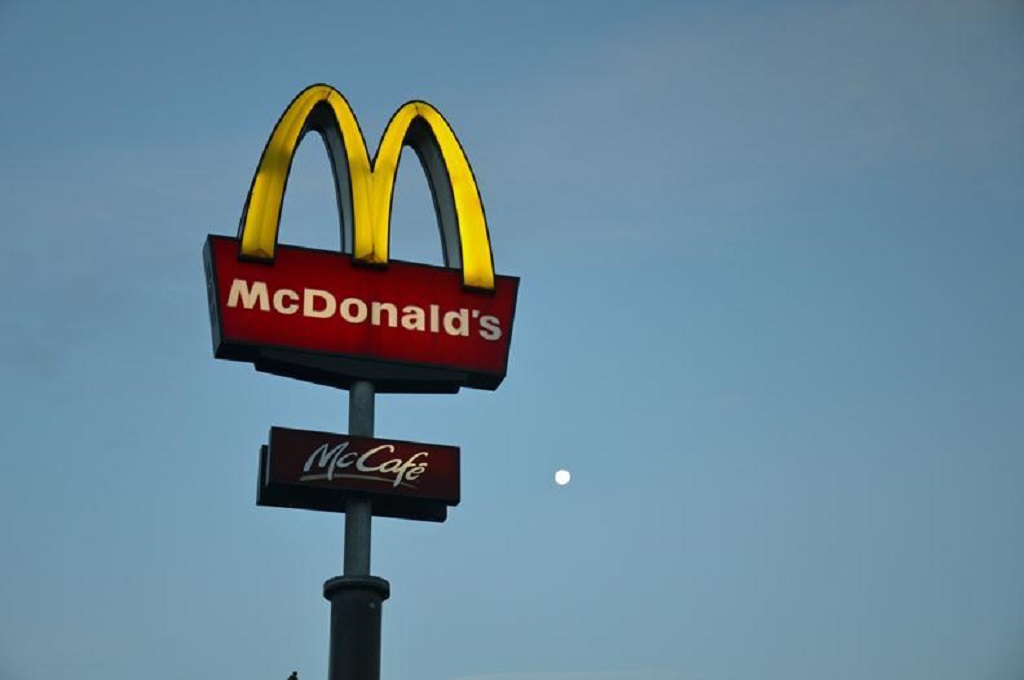 Jumlah Kasus Keracunan Salad McDonald's di AS Bertambah