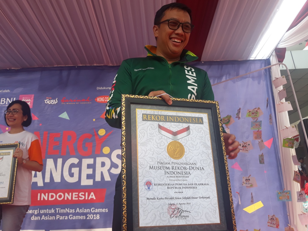 34 Ribu Surat Murid SD ke Atlet Pecahkan Rekor
