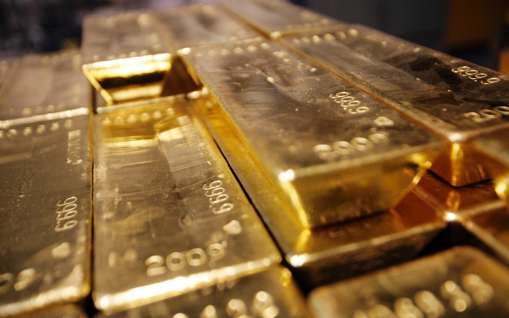 Emas Antam Turun Tipis jadi Rp649 Ribu/Gram