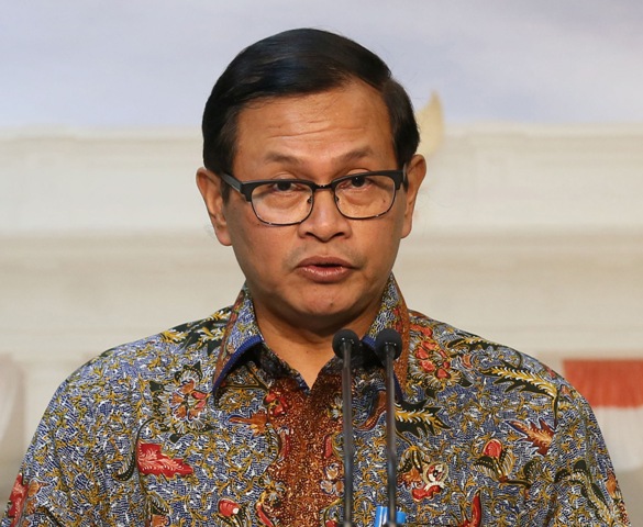 Seskab Mengklaim Soetrisno Bachri Tetap Dukung Jokowi