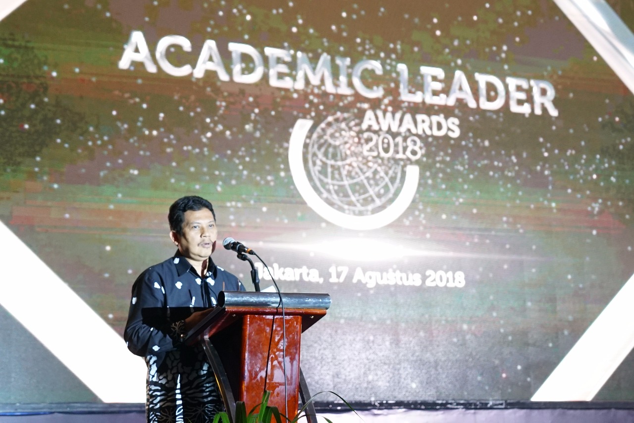 Delapan Rektor dan Dosen Raih Academic Leader Awards 2018