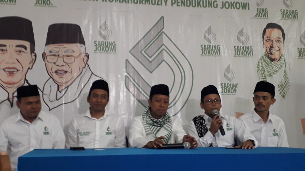 Ratusan Santri Dideklarasikan sebagai Sarung Jokowi