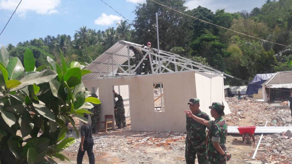 Rumah Korban Gempa Rampung dalam 4 Hari
