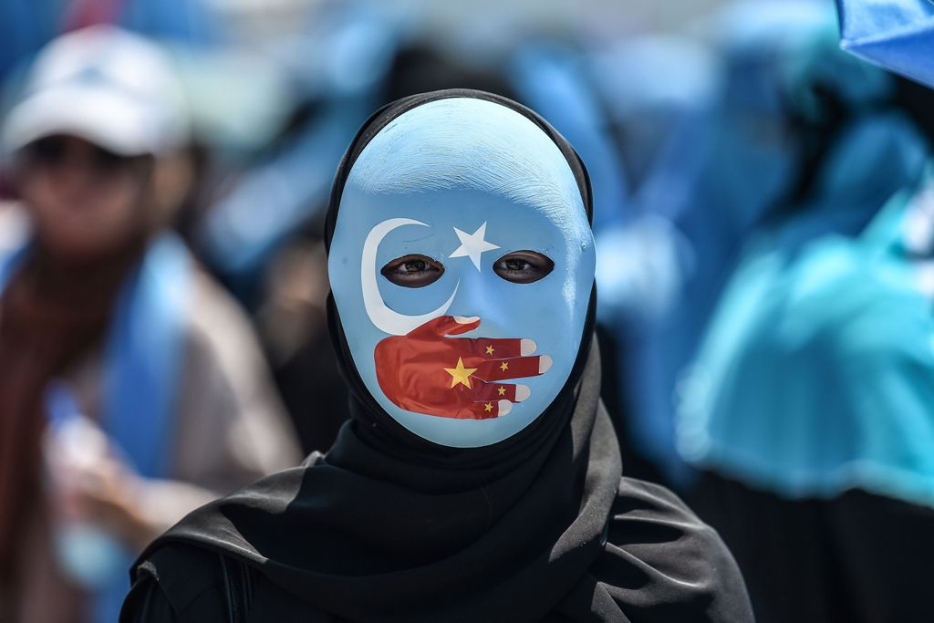 HRW Tuding Tiongkok Tahan Jutaan Minoritas Uighur