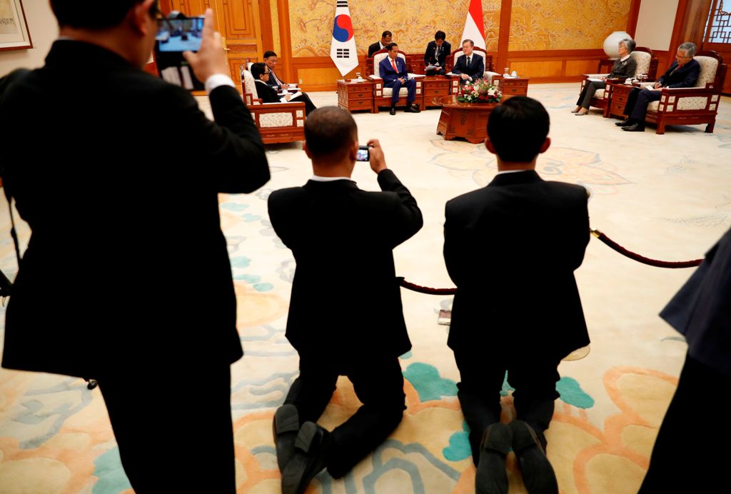 Jokowi: Korsel Investor Asing Terbanyak ke-3 di Indonesia