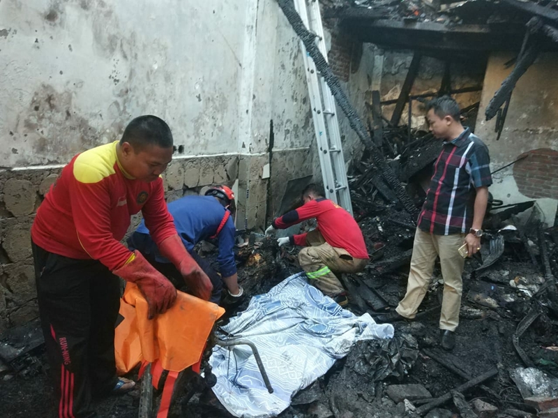 Dua Ruko Terbakar di Makassar, Tiga Tewas