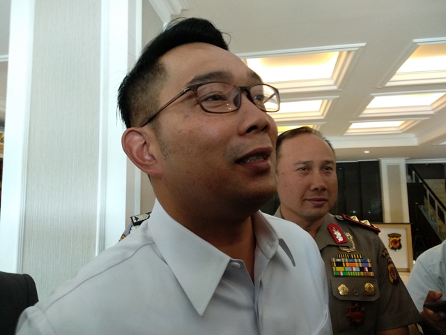 Ridwan Kamil Minta Sandiaga Uno Becermin