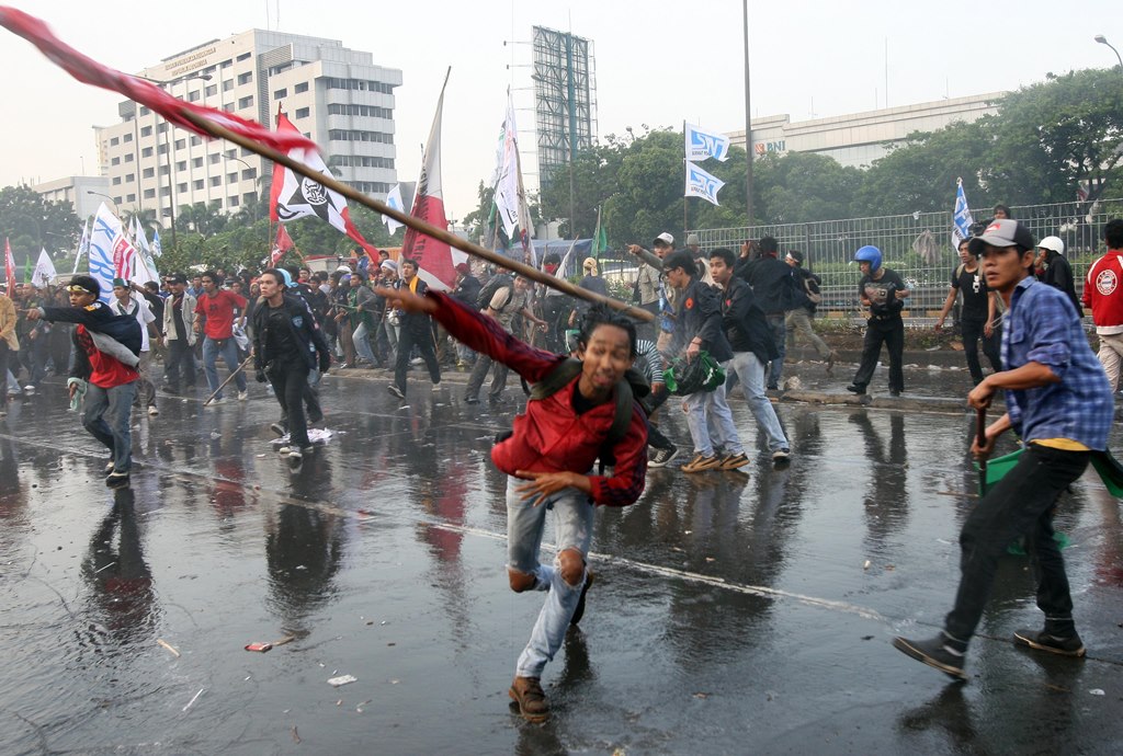 Pemerintah Bantah Absen Mengawasi Ormas