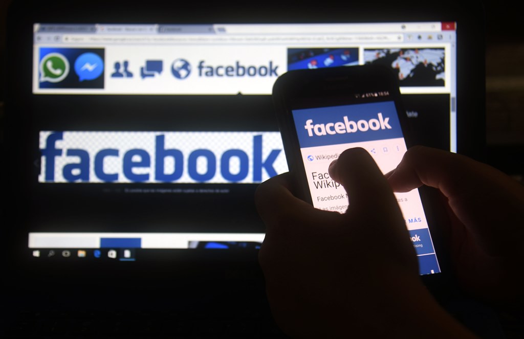 Riset: Facebook Saluran Terbesar Penyebar Hoaks