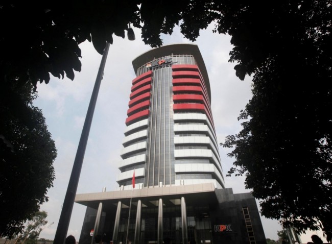 Regional Leaders Urged to Dismiss Corrupt Civil Servants