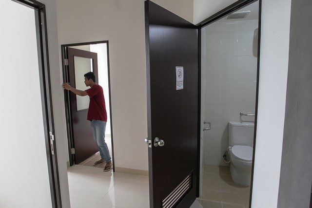 <i>Sttt..</i>. Sewa di Wisma Atlet Cuma <i>Sejutaan</i>