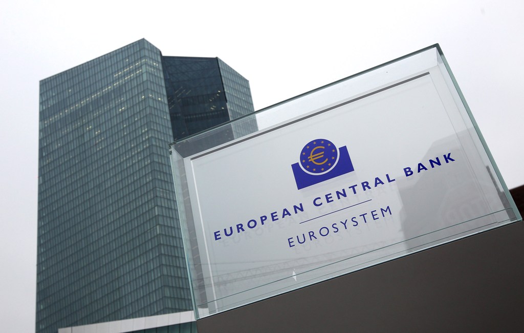 Bank Sentral Eropa Tahan Suku Bunga