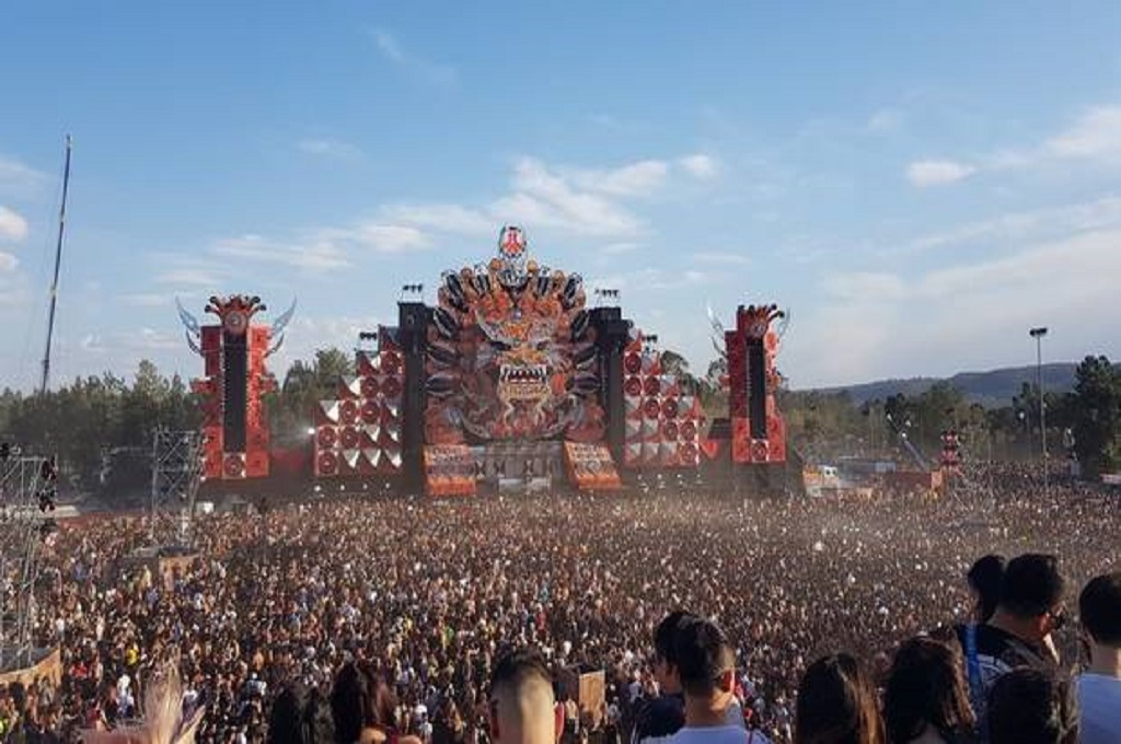 Dua Orang Tewas dalam Overdosis Massal di Festival Sydney