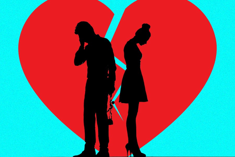 Cara Melawan Perasaan Rendah Diri Setelah Putus Cinta