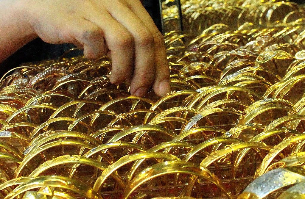 OJK Proses Perbaikan Izin Usaha Aurum Karya