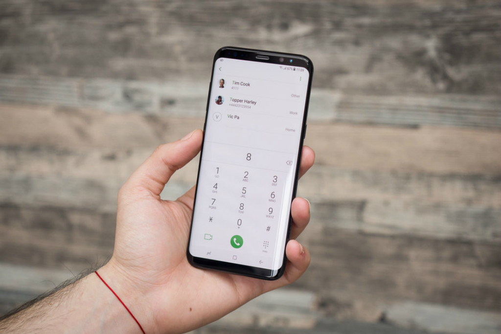 Samsung Hentikan Peredaran Call Stickers via Aplikasi Phone