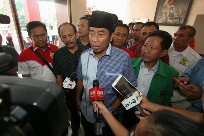 Lulung Kembalikan Dua Mobil Dinas