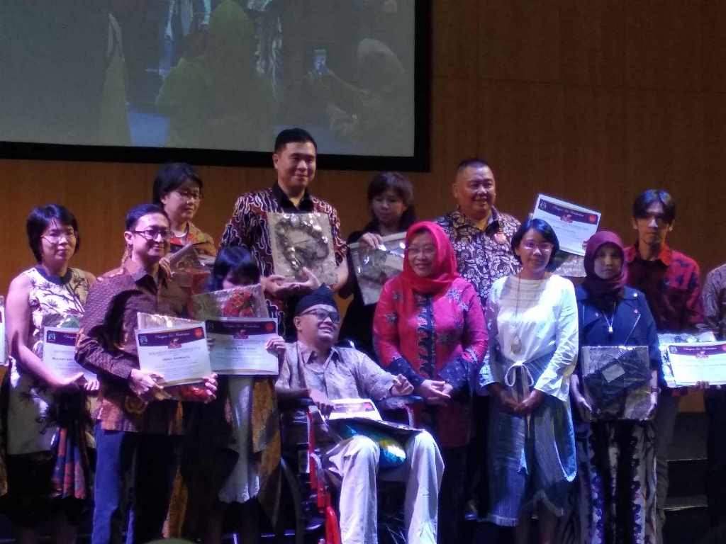 Metro I Care Raih Penghargaan Idolanesia Award Indonesia