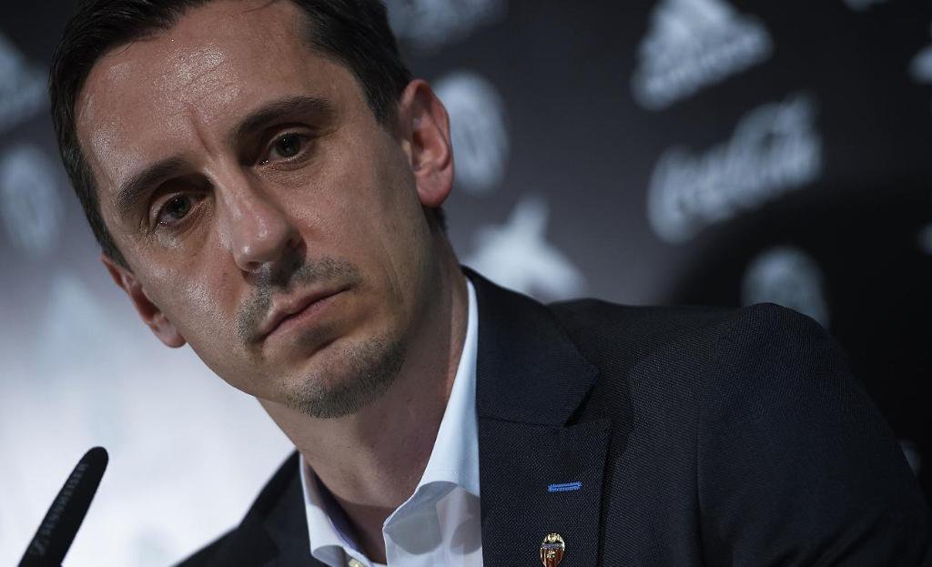 Ketika Salah tak Acuhkan Gary Neville