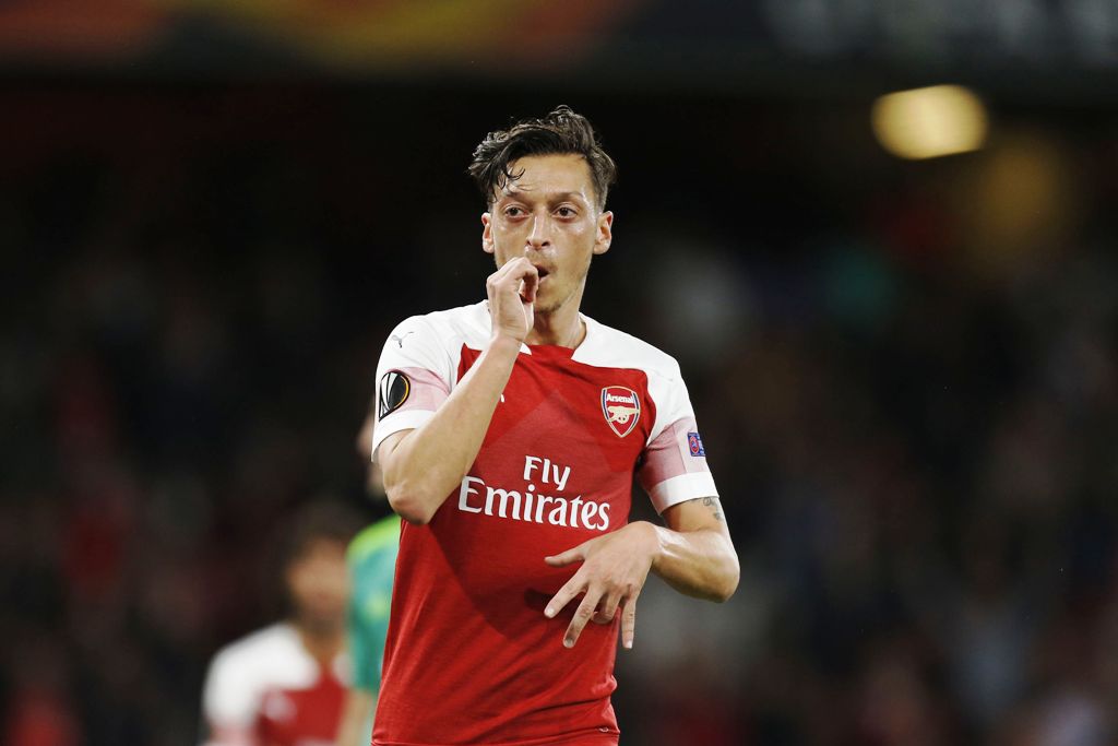 Pelatih Jerman Kunjungi Arsenal Tanpa Temui Oezil