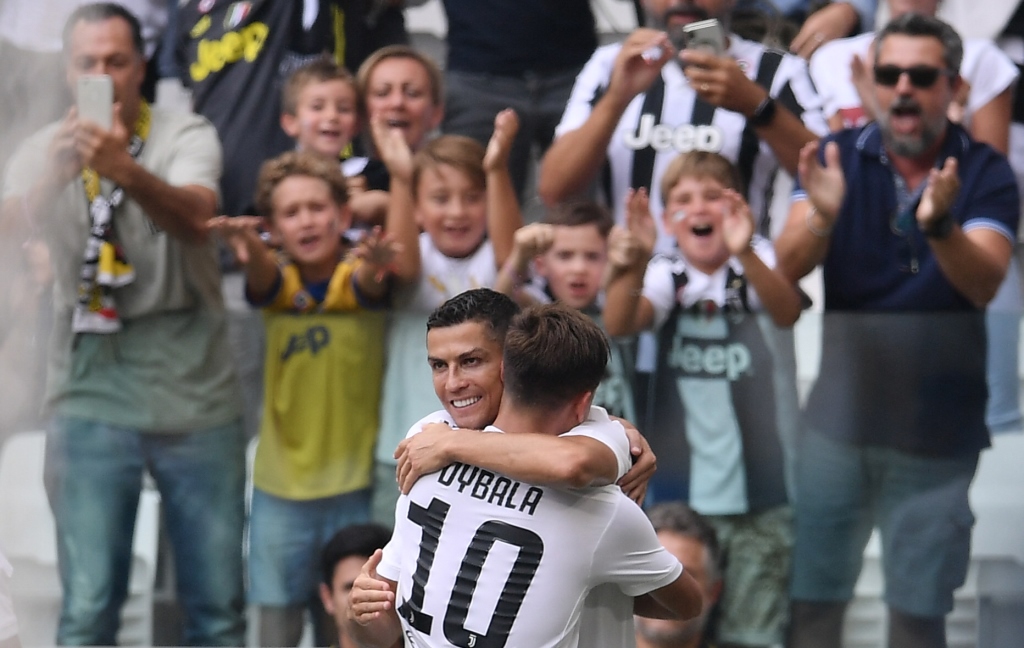 Duet Ronaldo dan Dybala Kian Kompak
