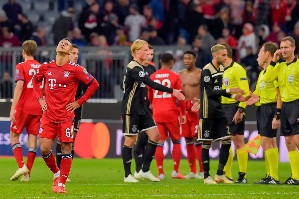Muenchen Dipaksa Bermain Imbang oleh Ajax