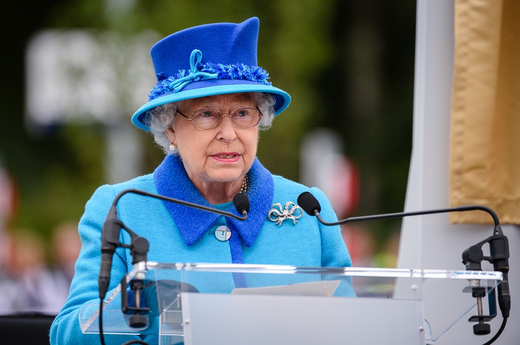 Ratu Elizabeth II Donasikan Uang Pribadi untuk Sulteng