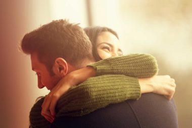 Pelukan Bantu Redakan Emosi Negatif