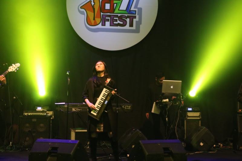 Aksi Isyana Sarasvati Menutup The Papandayan Jazz Fest 2018