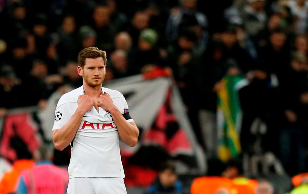Vertonghen Terancam Absen Lama di Tottenham