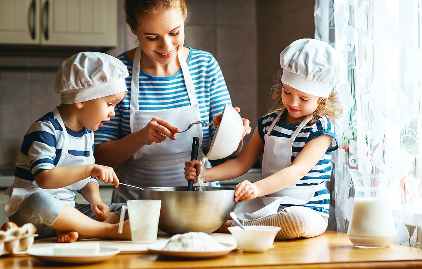 Tips Memasak Seru Bareng Si Kecil
