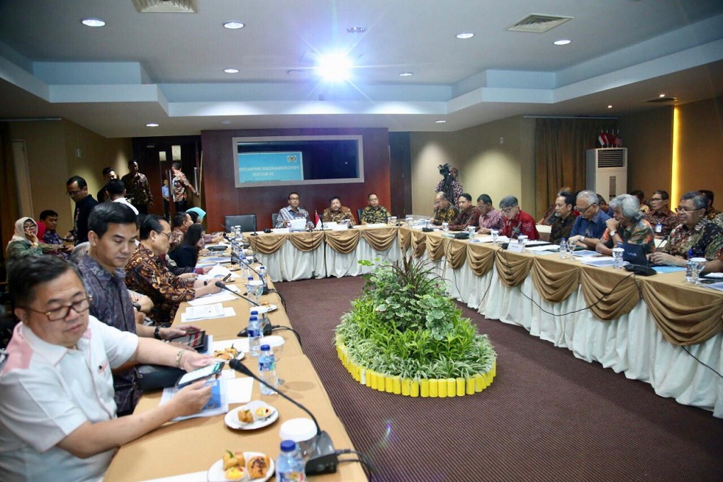 Batam Dikembangkan Jadi Pusat Logistik Nasional