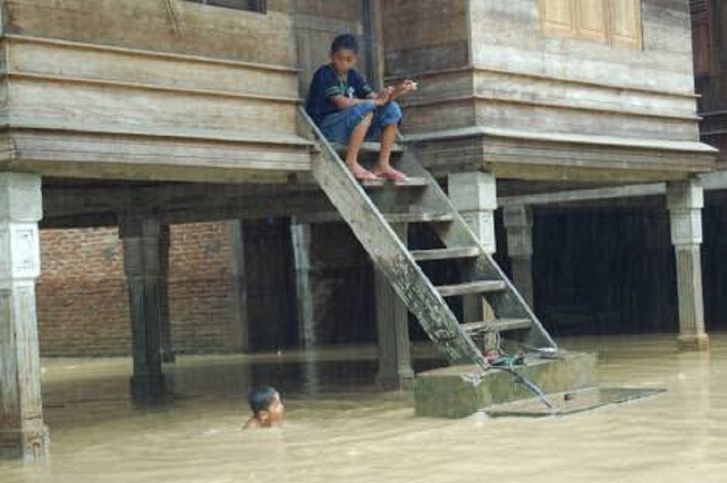 Banjir Rendam Empat Kabupaten di Aceh