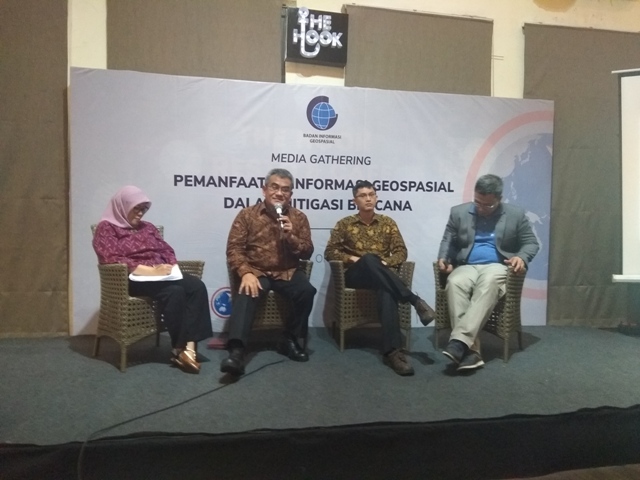 Masyarakat Harus 'Berdamai' dengan Bencana